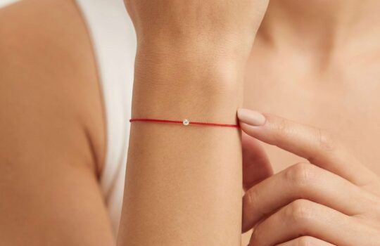 Red Diamond String Bracelet