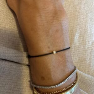 Perfect diamond string bracelet and just as I wanted it! I asked for a special size as I have a small wrist and it was just right. And it also arrived very fast!