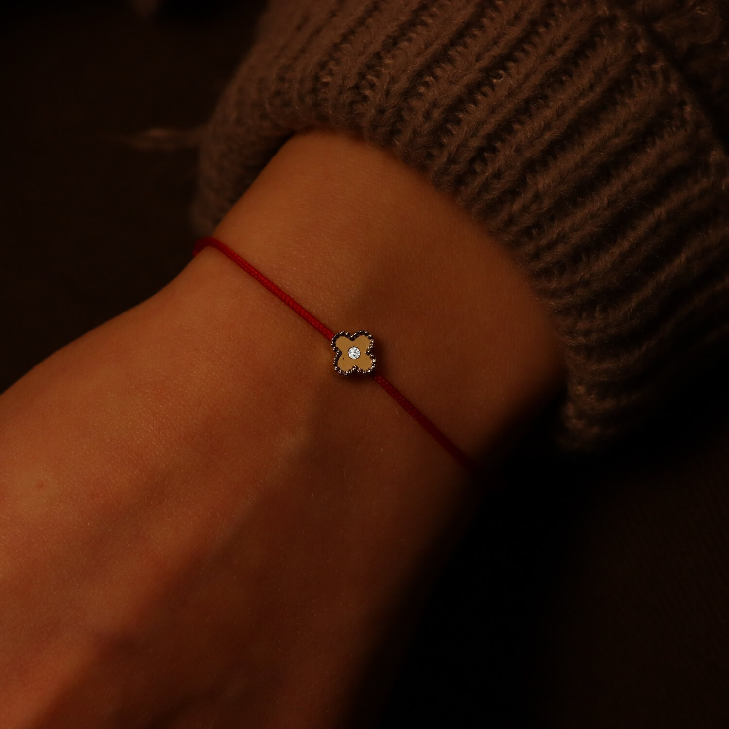 "Clover" Sand Diamond String Bracelet