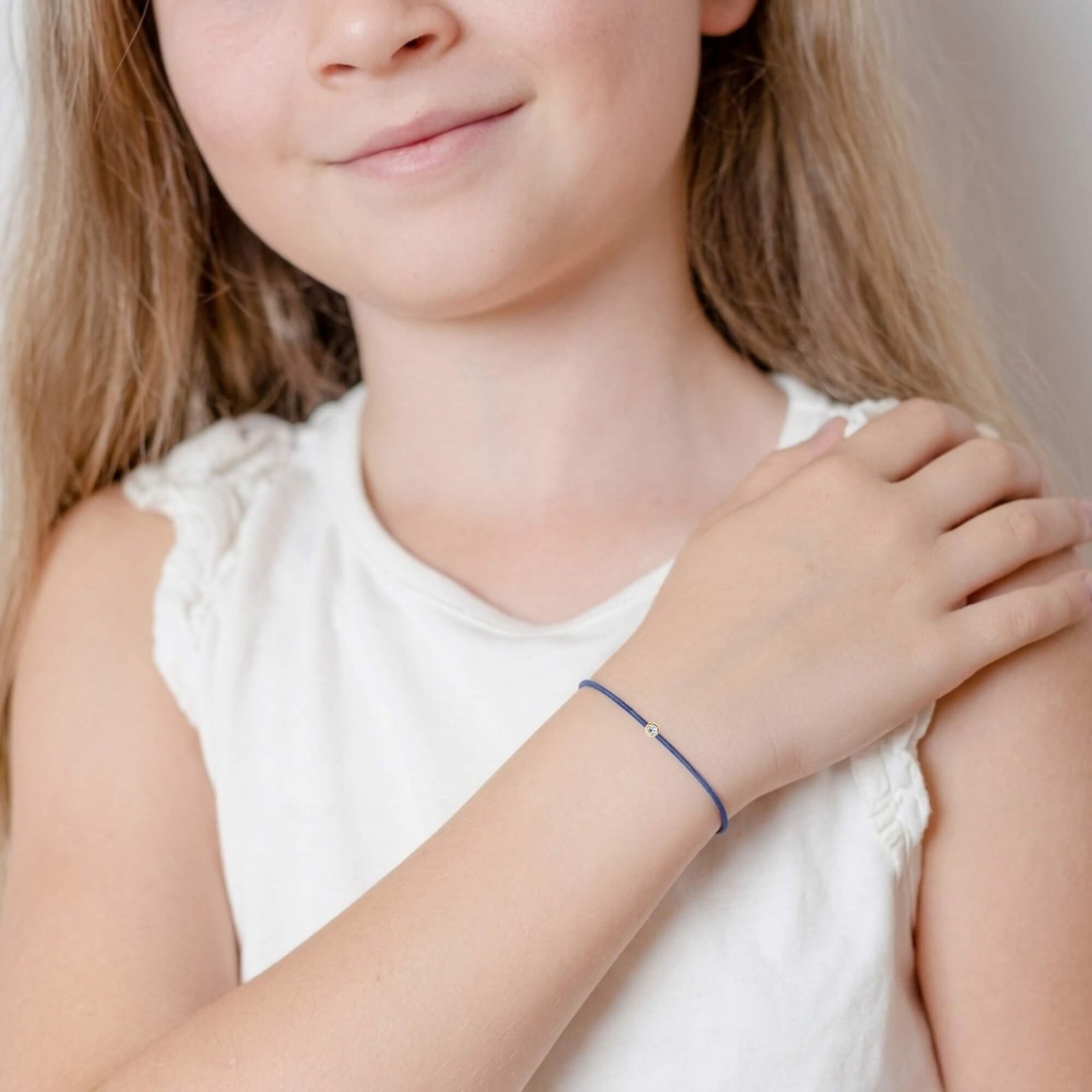 Kid's Blue Diamond String Bracelet
