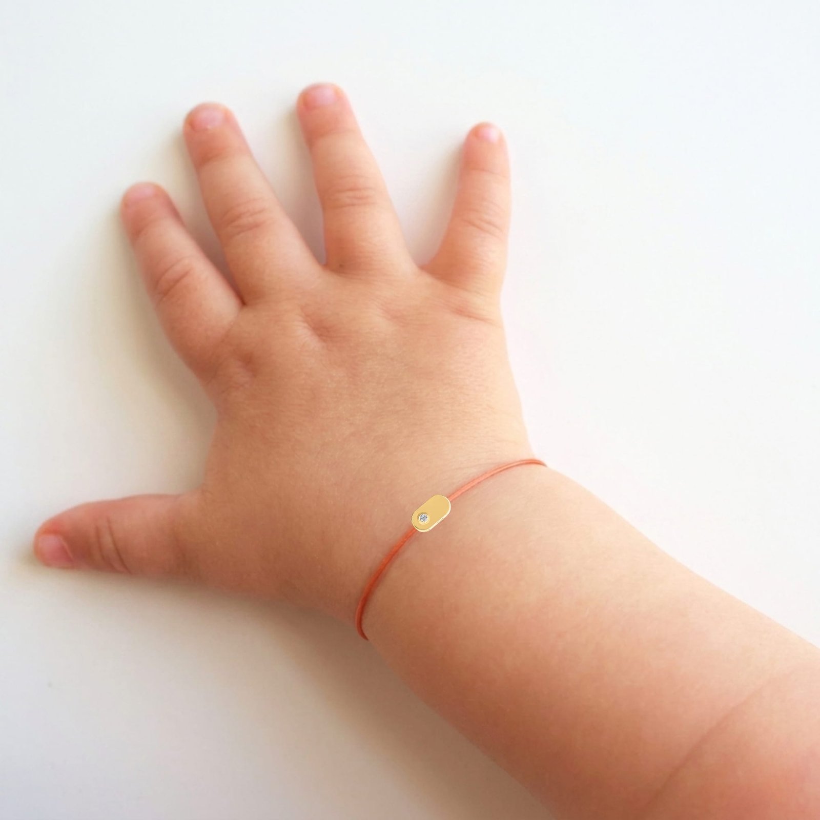 Kid's "Plate" Diamond Salmon String Bracelet